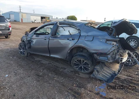 2020 Toyota Camry Se z USA, uszkodzony, nr VIN 4T1G11AK3LU338468